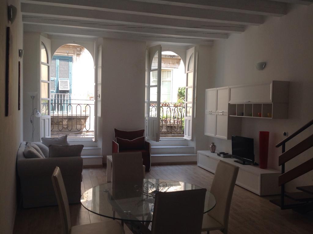 Capobianco Suit Syracuse Rom bilde