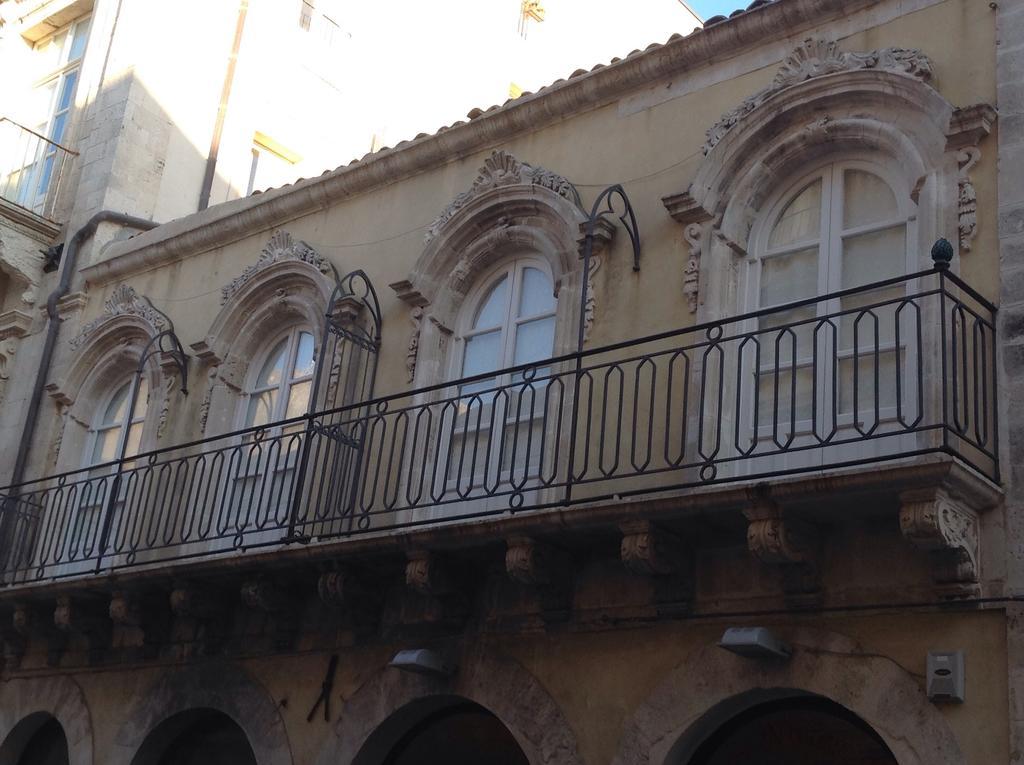 Capobianco Suit Syracuse Rom bilde